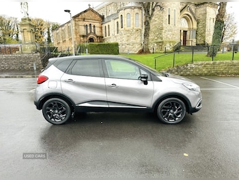 Used Renault Captur 2017 for sale - 76458340: Photo
