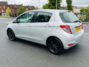 Used Toyota Yaris 2012 for sale - 75311987: Photo