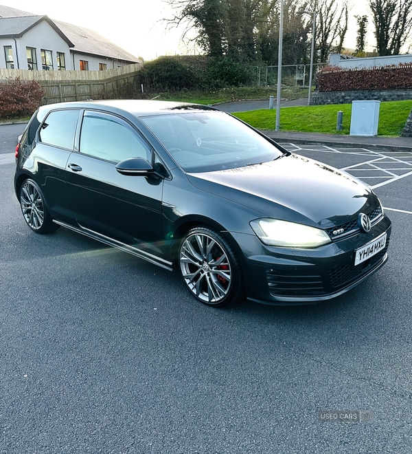 Used Volkswagen Golf 2014 for sale - 76743776: Photo 1
