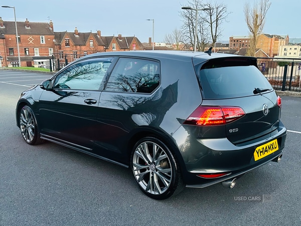 Used Volkswagen Golf 2014 for sale - 76743776: Photo 6