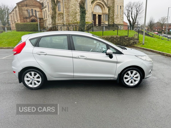 Used Ford Fiesta 2010 for sale - 77613422: Photo 2