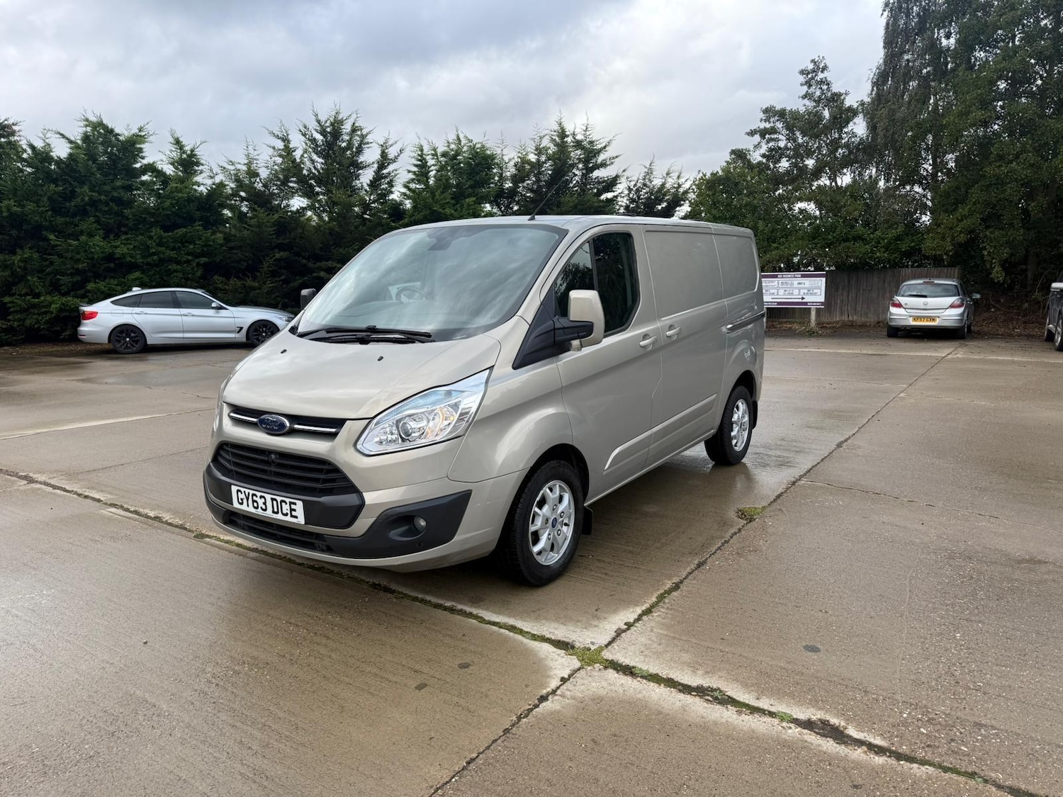 Used Ford Transit Custom 2013 for sale - 76074214: Photo 2