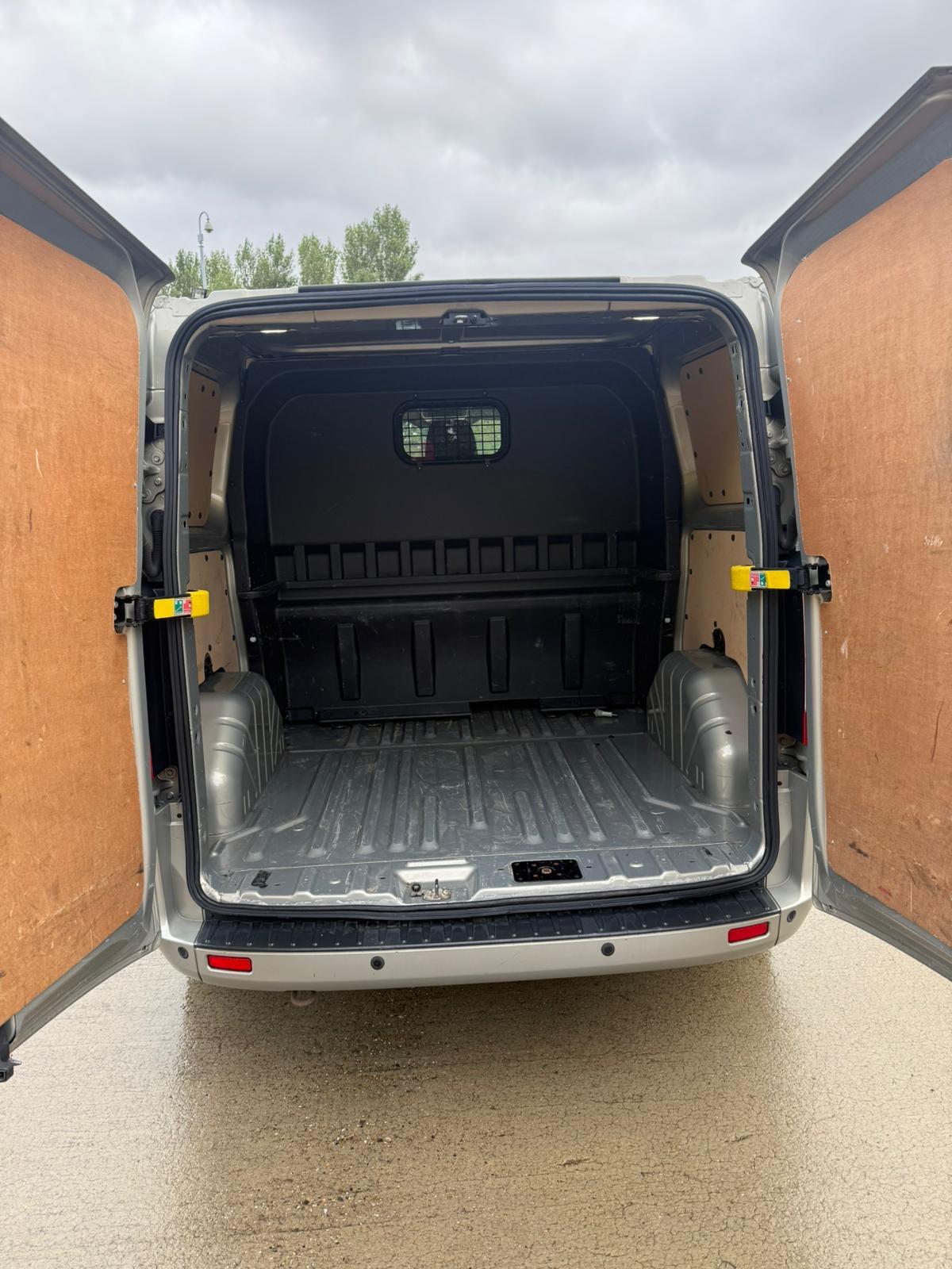 Used Ford Transit Custom 2013 for sale - 76074214: Photo 9