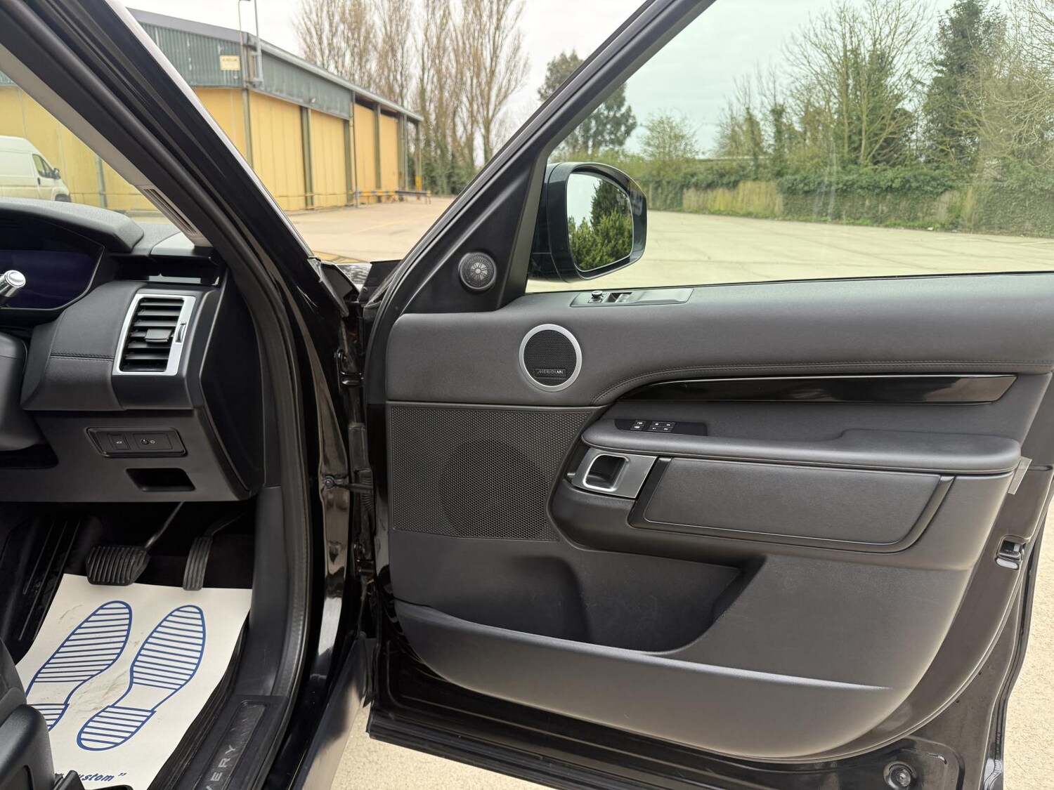 Used Land Rover Discovery 2021 for sale - 77965473: Photo 13