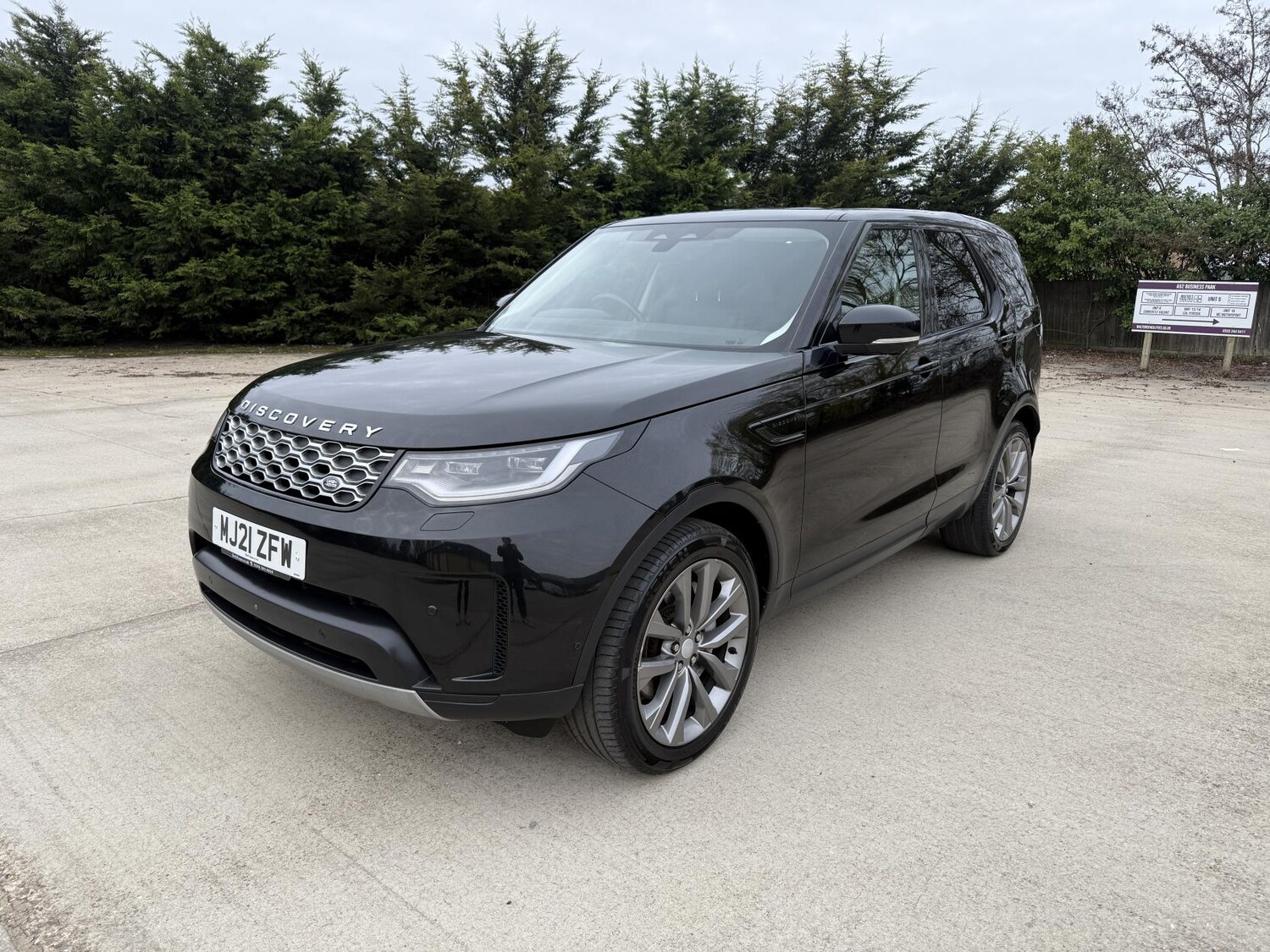 Used Land Rover Discovery 2021 for sale - 77965473: Photo 3