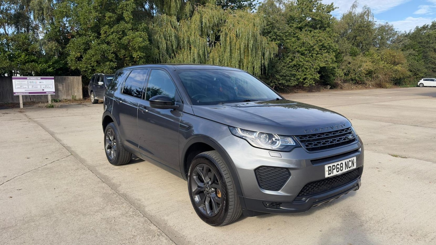 Used Land Rover Discovery Sport 2019 for sale - 76688478: Photo 1