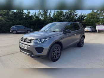 Used Land Rover Discovery Sport 2019 for sale - 76688478: Photo