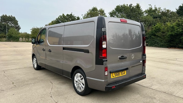 Used Vauxhall Vivaro 2018 for sale - 75295774: Photo 3