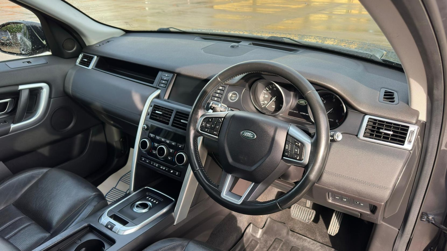 Used Land Rover Discovery Sport 2016 for sale - 76340773: Photo 7