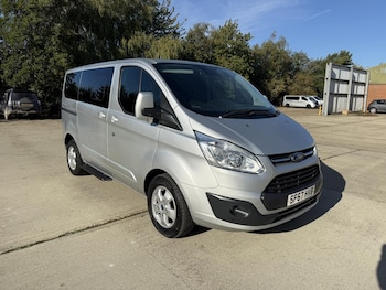 Used Ford Tourneo Custom 2017 for sale - 76359001: Photo