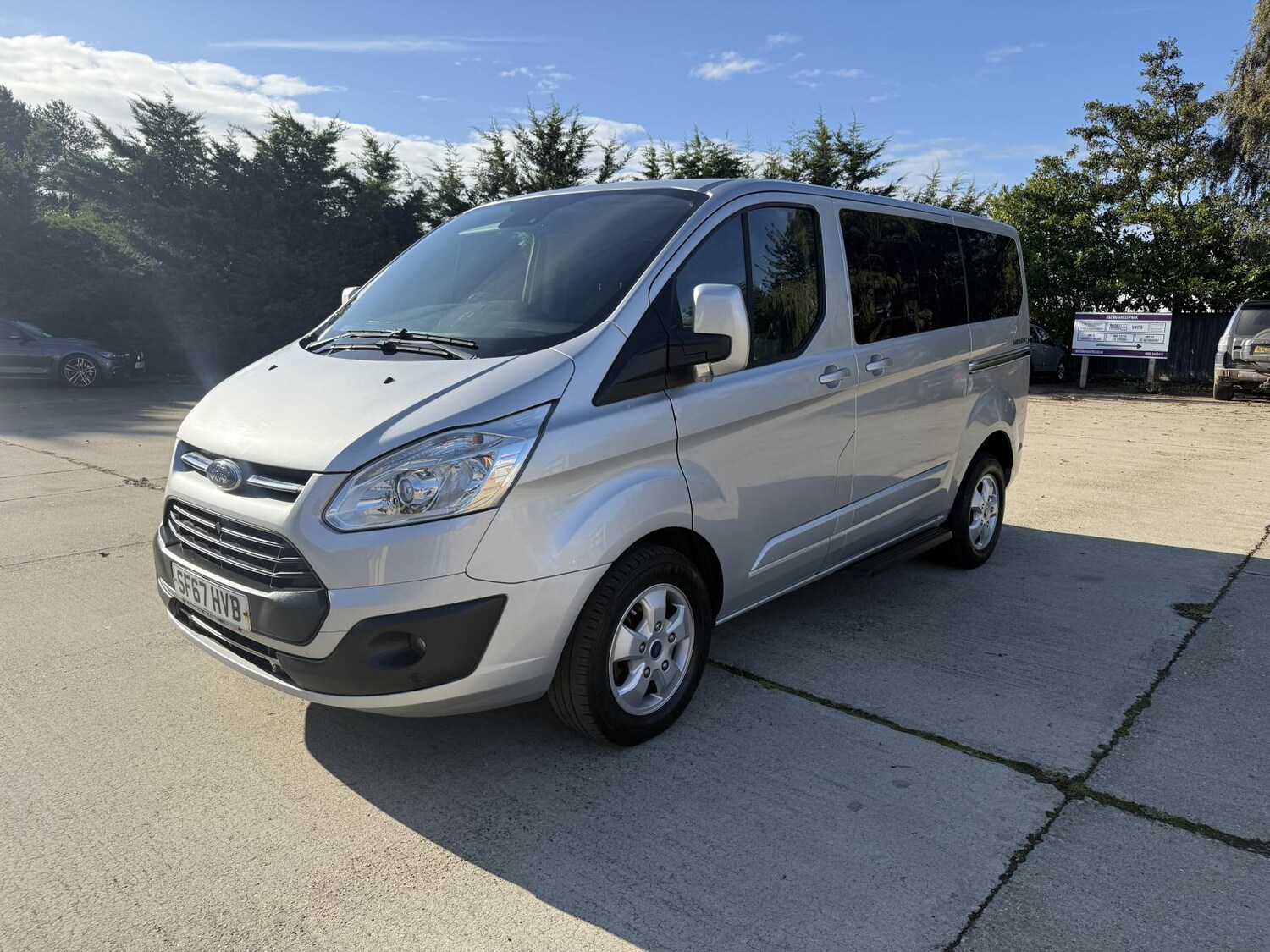 Used Ford Tourneo Custom 2017 for sale - 76359001: Photo 3
