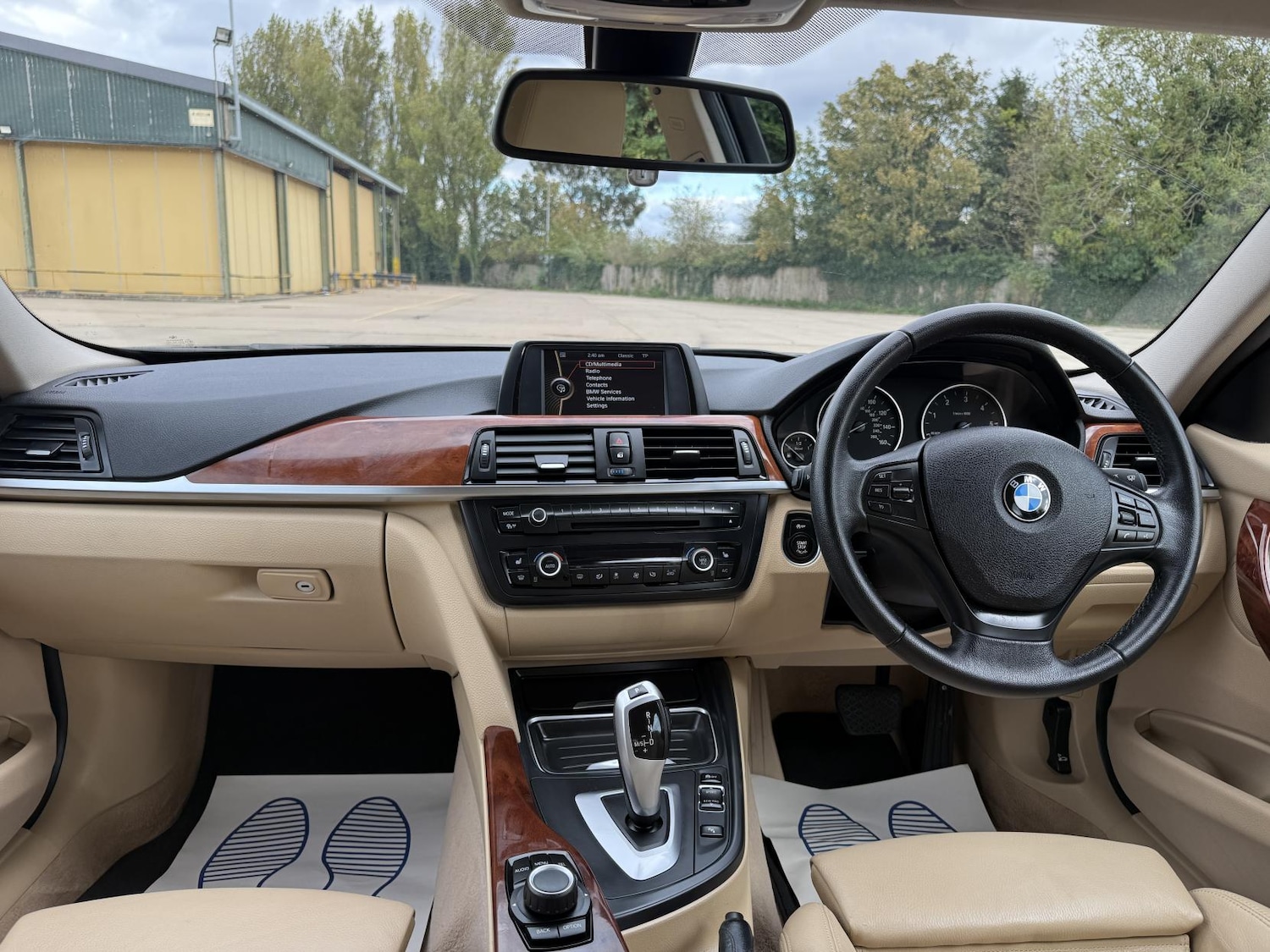 Used BMW 3 Series 2013 for sale - 76381515: Photo 10