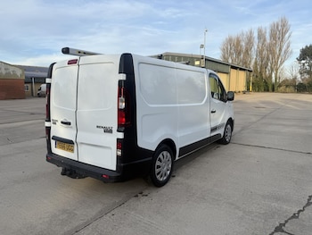 Used Renault Trafic 2016 for sale - 77809747: Photo