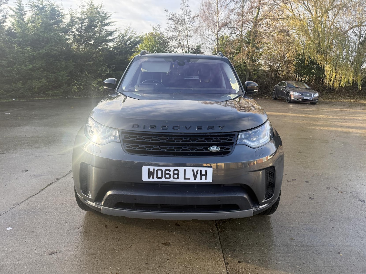 Used Land Rover Discovery 2019 for sale - 76847351: Photo 2
