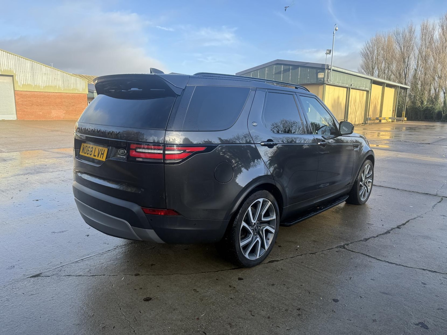 Used Land Rover Discovery 2019 for sale - 76847351: Photo 6