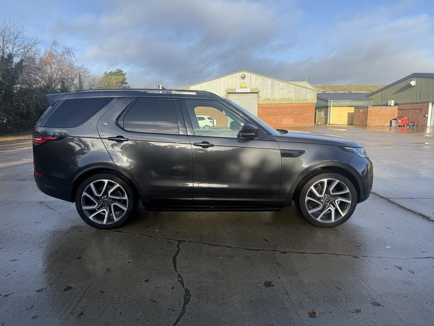 Used Land Rover Discovery 2019 for sale - 76847351: Photo 7