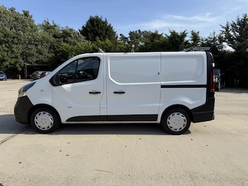 Used Vauxhall Vivaro 2017 for sale - 79318429: Photo