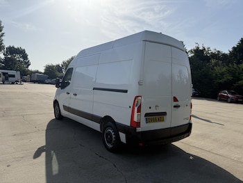Used Vauxhall Movano 2017 for sale - 75572637: Photo