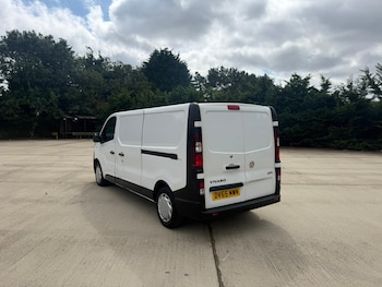 Used Vauxhall Vivaro 2015 for sale - 75618903: Photo