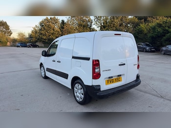 Used Citroen Berlingo 2011 for sale - 76196972: Photo