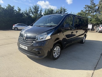 Used Renault Trafic 2017 for sale - 75953741: Photo