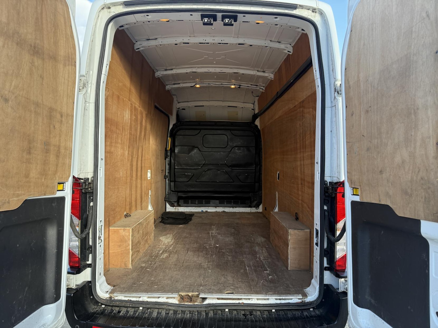 Used Ford Transit 2020 for sale - 77638079: Photo 11