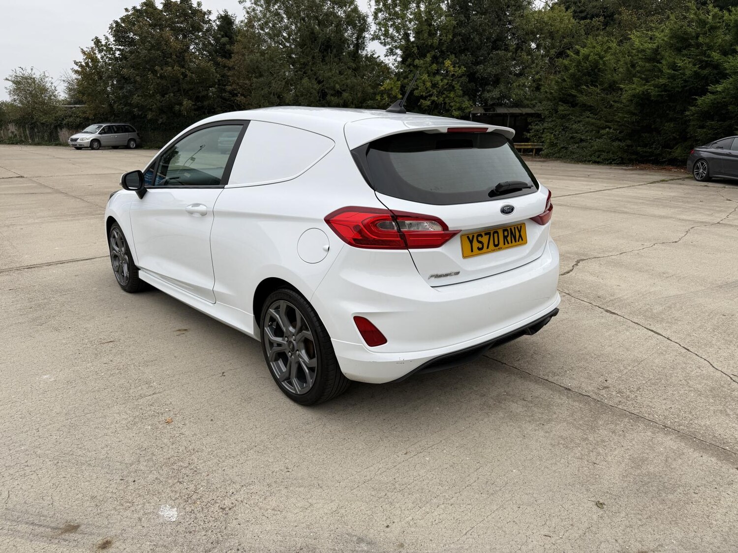 Used Ford Fiesta 2020 for sale - 76310095: Photo 3