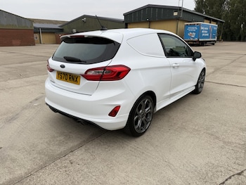 Used Ford Fiesta 2020 for sale - 76310095: Photo