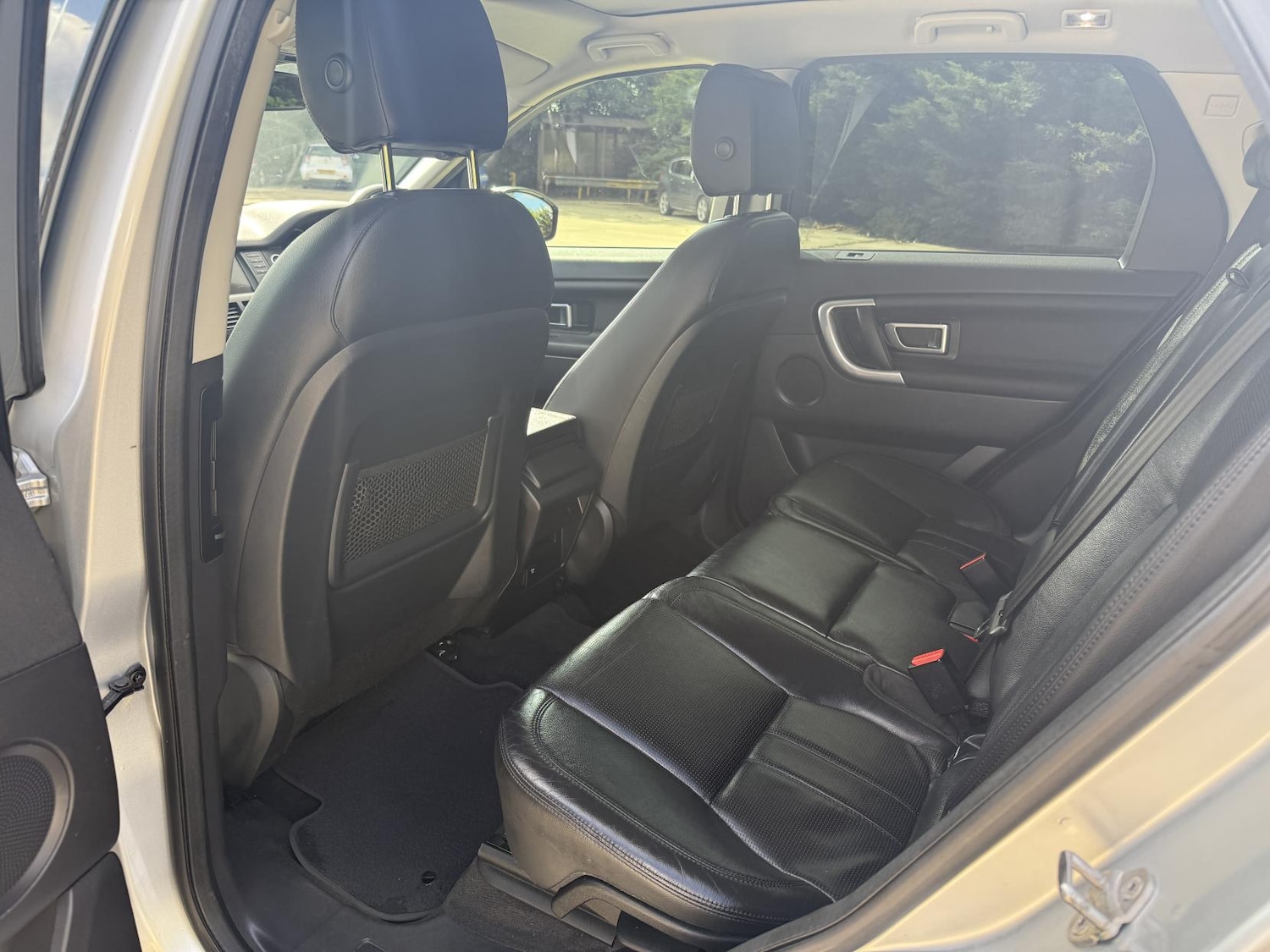 Used Land Rover Discovery Sport 2015 for sale - 77251517: Photo 7