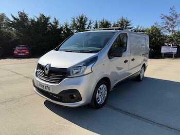 Used Renault Trafic 2015 for sale - 77965470: Photo