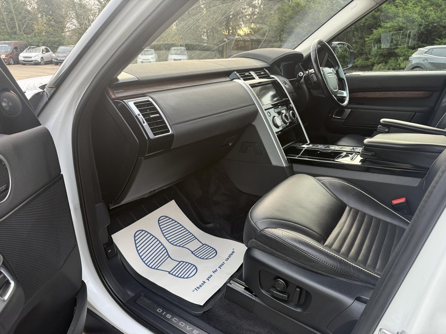 Used Land Rover Discovery 2019 for sale - 77864755: Photo 11