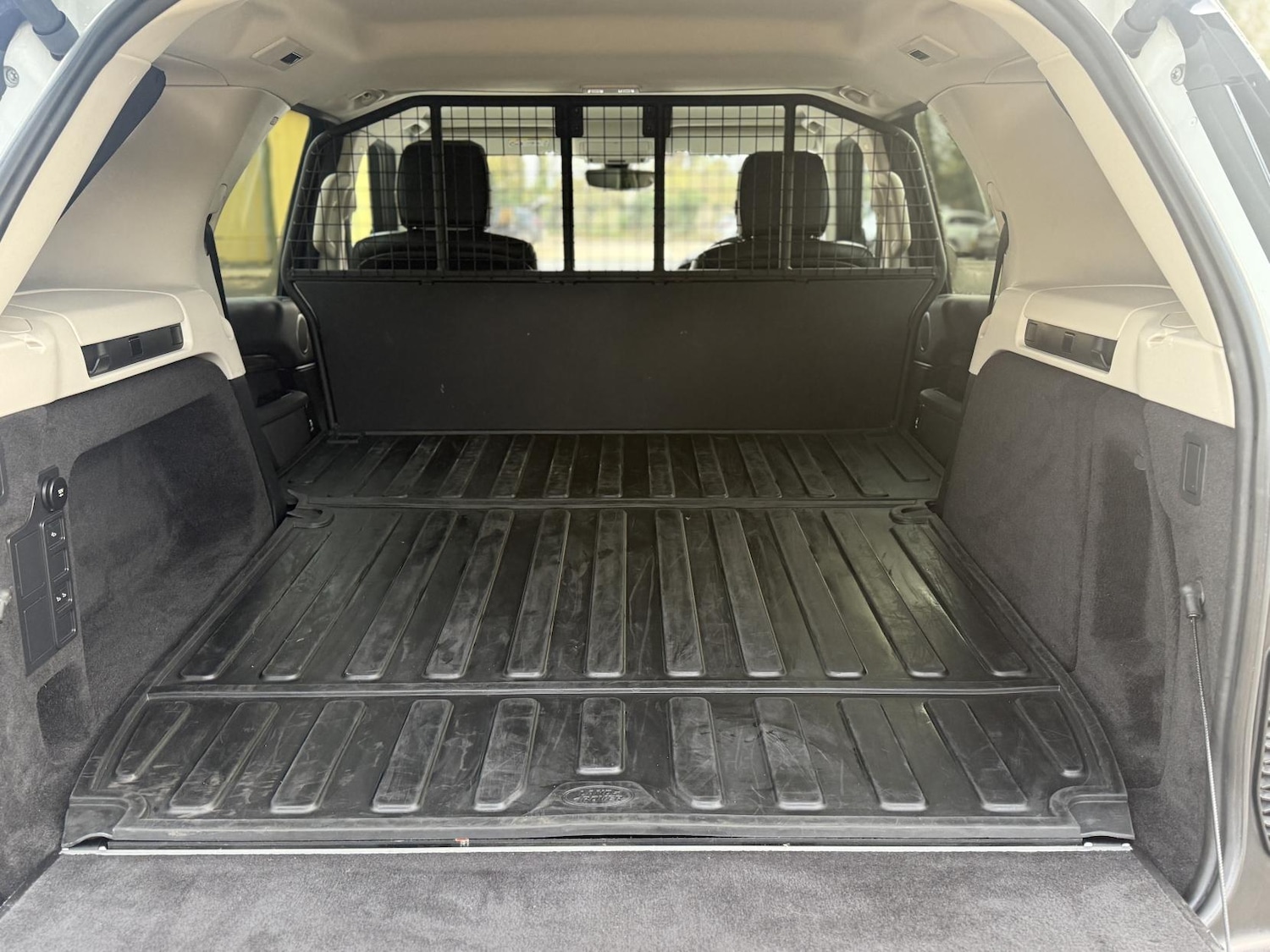 Used Land Rover Discovery 2019 for sale - 77864755: Photo 13