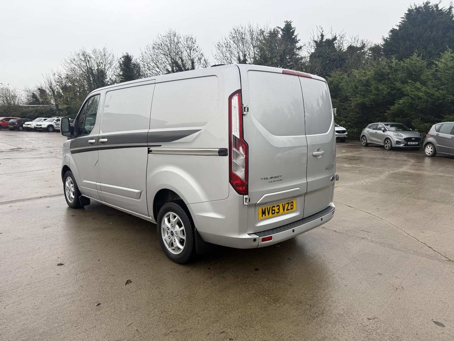 Used Ford Transit Custom 2013 for sale - 76637638: Photo 3