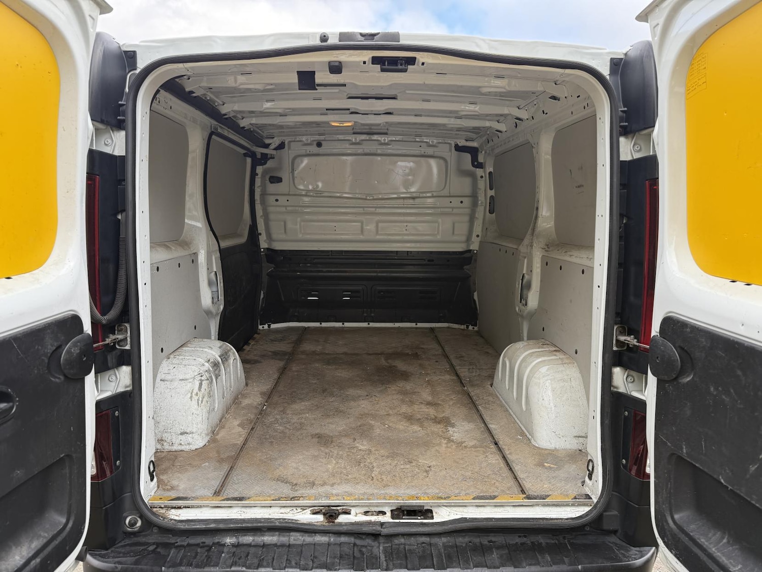 Used Vauxhall Vivaro 2019 for sale - 76526556: Photo 7