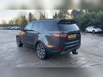 Used Land Rover Discovery 2018 for sale - 76706326: Photo