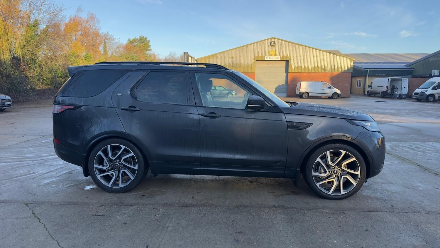 Used Land Rover Discovery 2018 for sale - 76706326: Photo 6