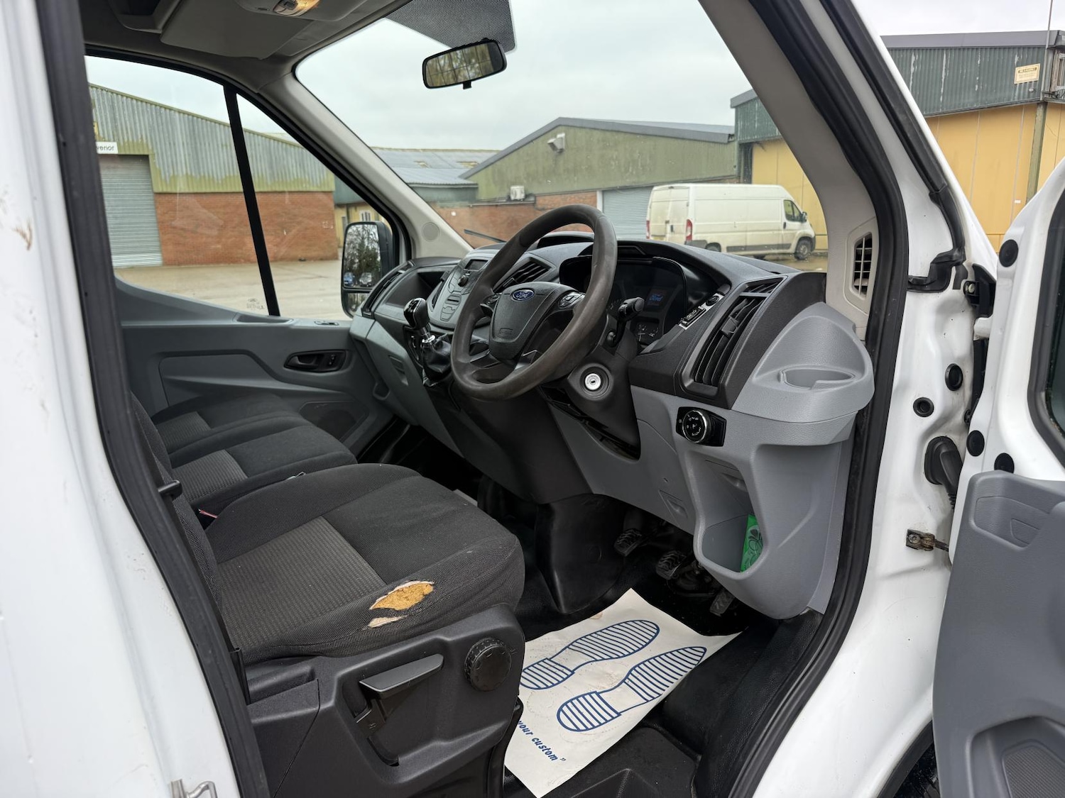 Used Ford Transit 2015 for sale - 77445950: Photo 5