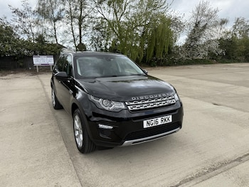 Used Land Rover Discovery Sport 2016 for sale - 78329222: Photo