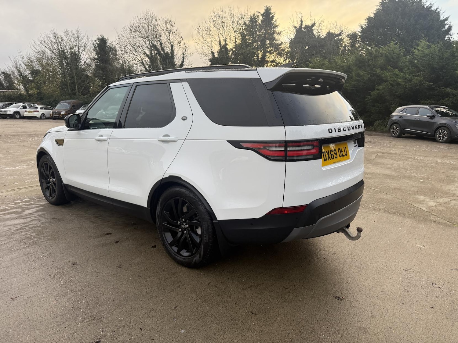 Used Land Rover Discovery 2019 for sale - 76631065: Photo 5