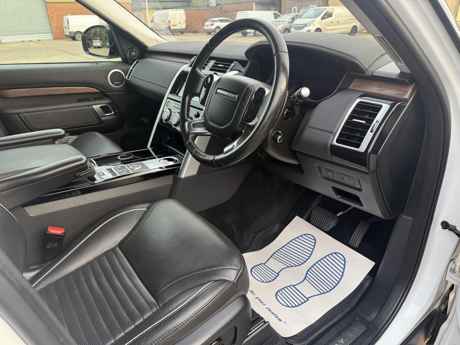 Used Land Rover Discovery 2019 for sale - 76631065: Photo 9
