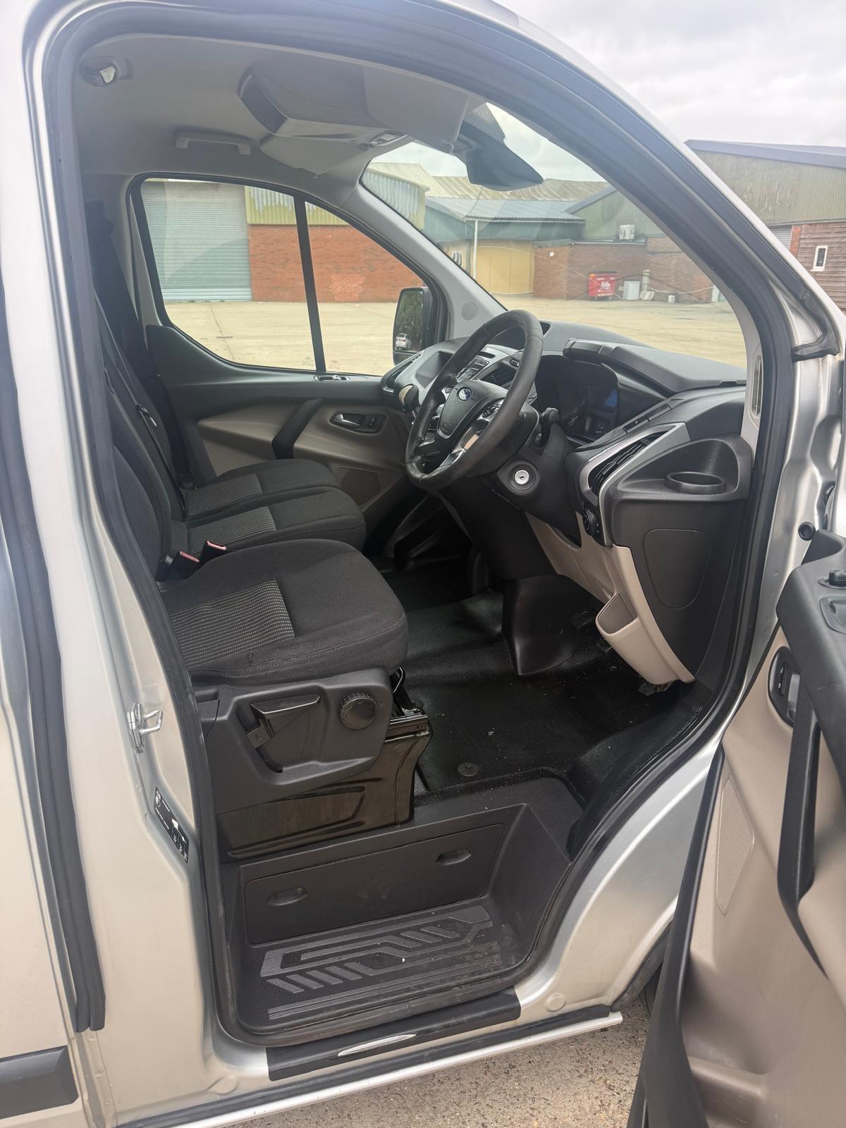 Used Ford Transit Custom 2016 for sale - 76250889: Photo 5