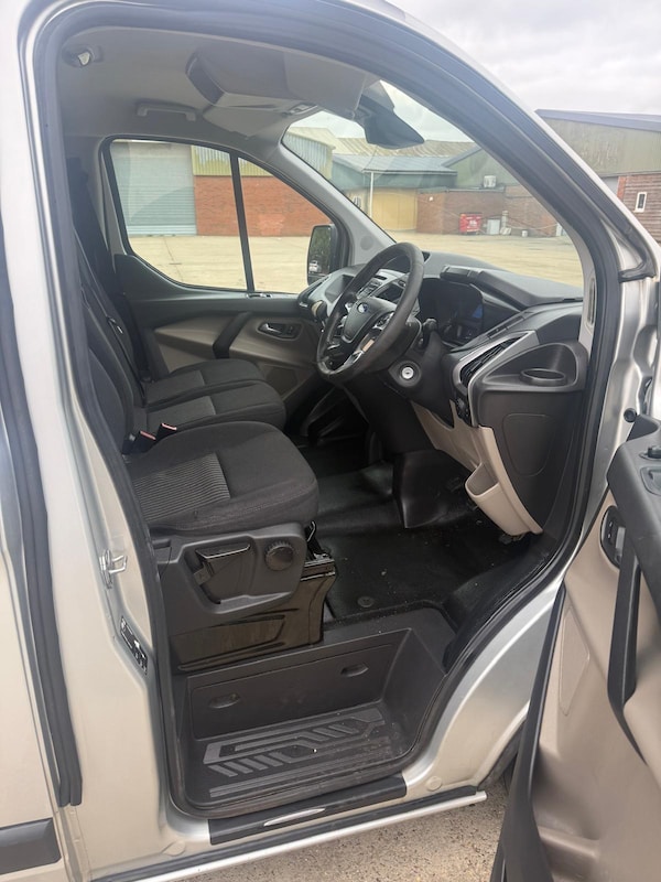 Used Ford Transit Custom 2016 for sale - 76250889: Photo 5