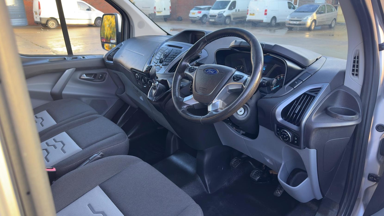 Used Ford Transit Custom 2017 for sale - 76536999: Photo 7