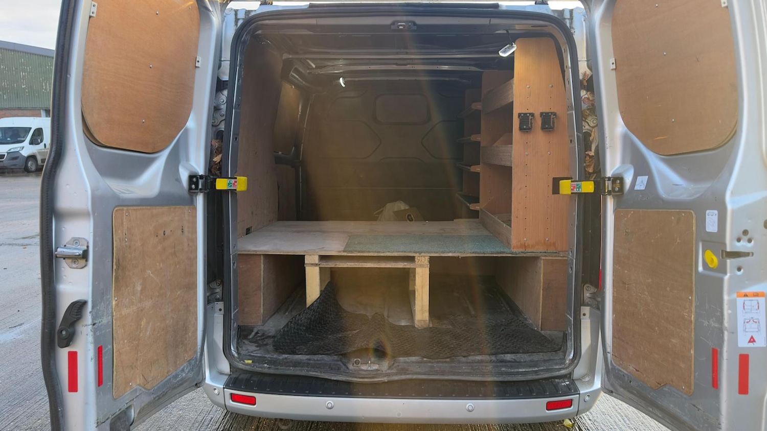 Used Ford Transit Custom 2017 for sale - 76536999: Photo 9