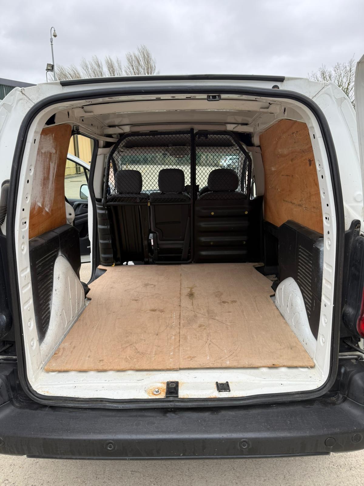 Used Peugeot Partner 2015 for sale - 77851800: Photo 7