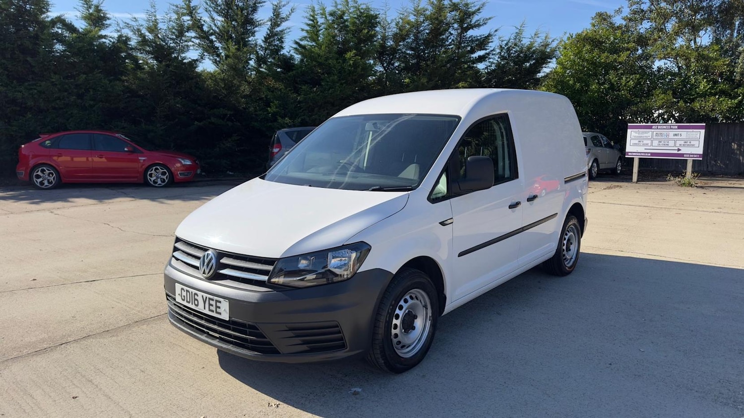 Used Volkswagen Caddy 2016 for sale - 76121209: Photo 2