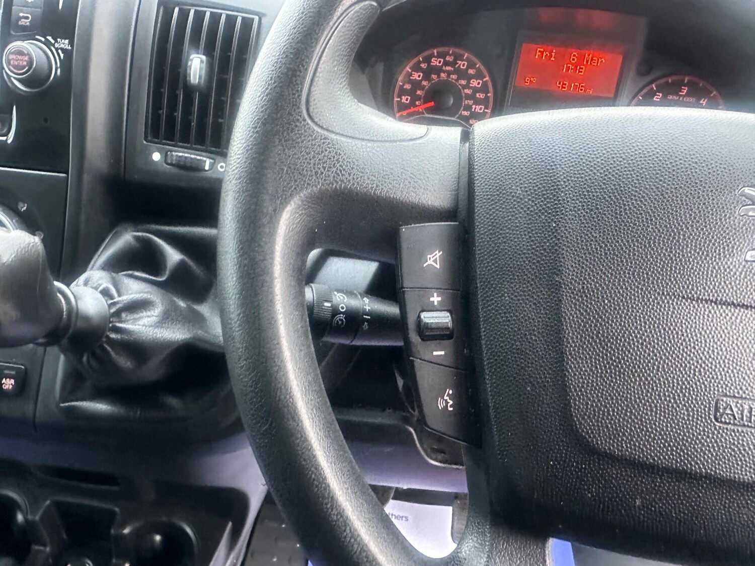 Used Peugeot Boxer 2018 for sale - 77783535: Photo 20