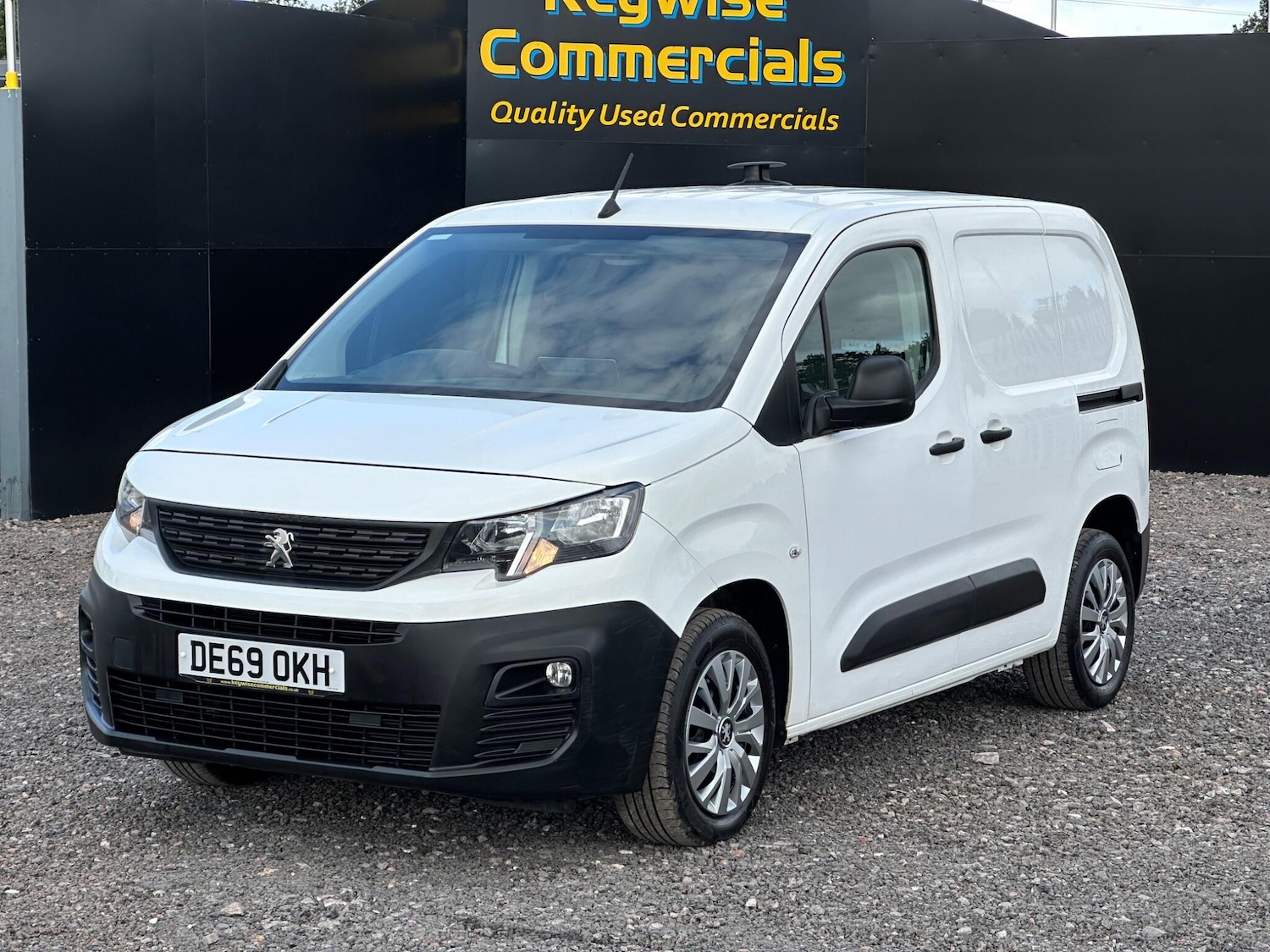 Used Peugeot Partner 2020 for sale - 76689222: Photo 4