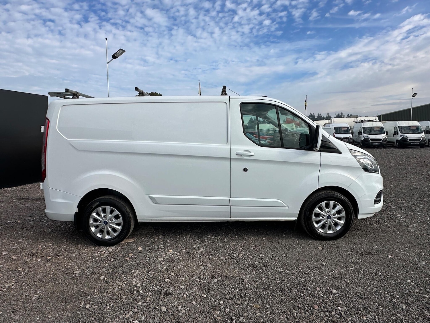Used Ford Transit Custom for sale - 76995600: Photo 10