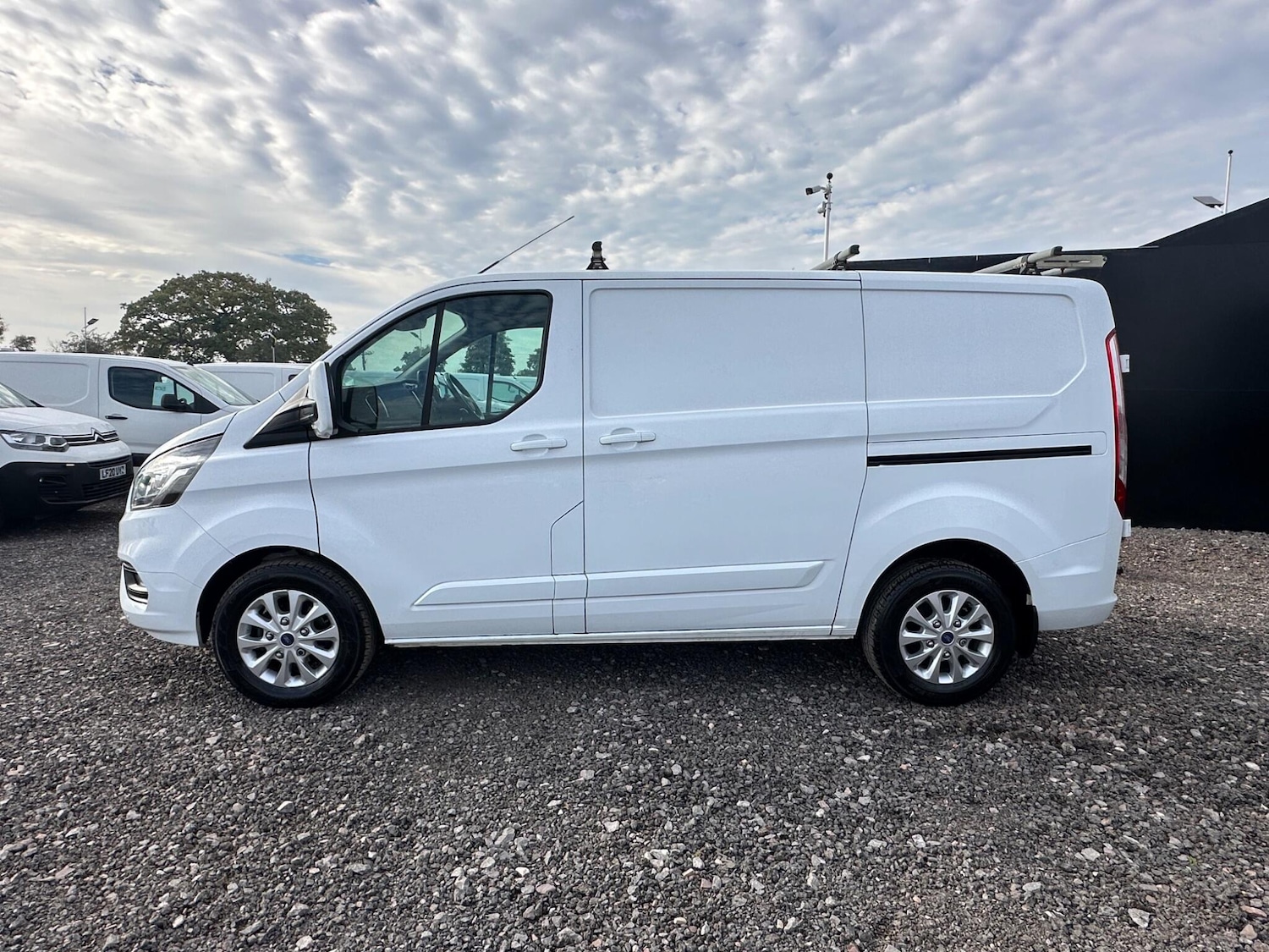 Used Ford Transit Custom for sale - 76995600: Photo 6